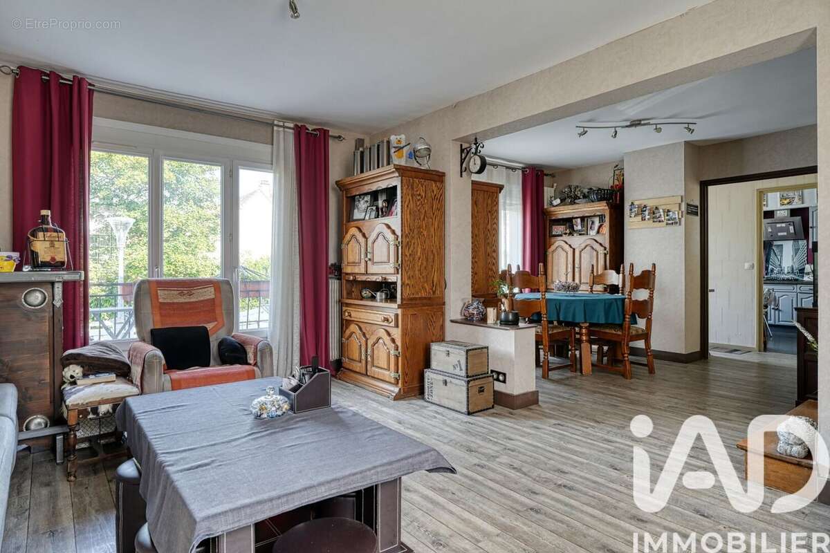 Photo 3 - Maison à CORMEILLES-EN-PARISIS