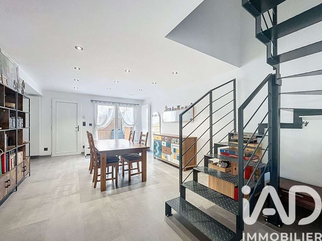 Photo 2 - Maison à TOURS