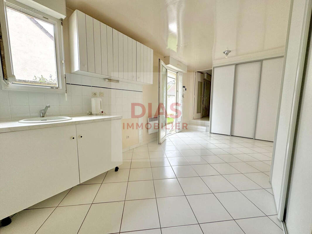 Maison à PONTAULT-COMBAULT