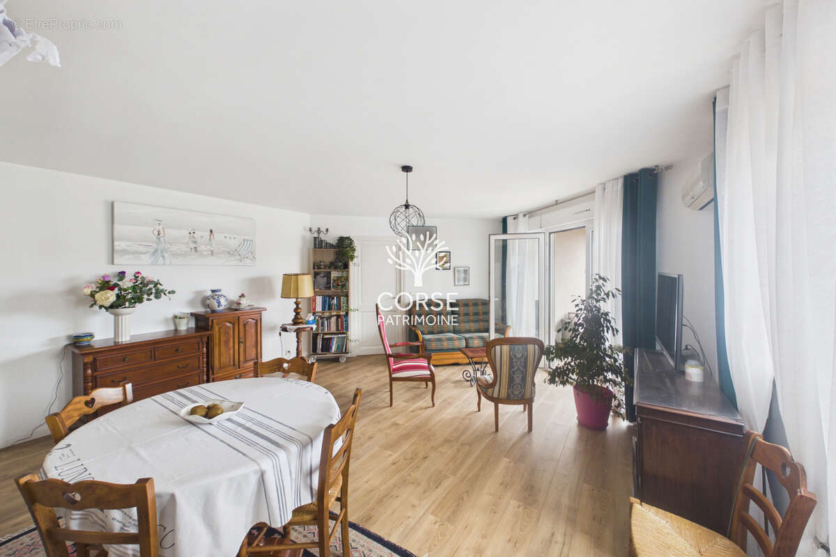 Appartement à PORTO-VECCHIO
