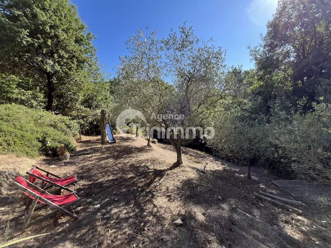 Maison à BERRE-LES-ALPES