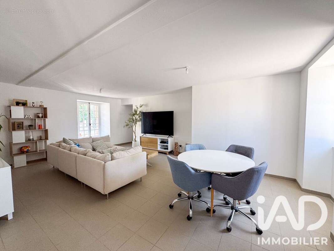 Photo 4 - Appartement à FONTENAY-TRESIGNY