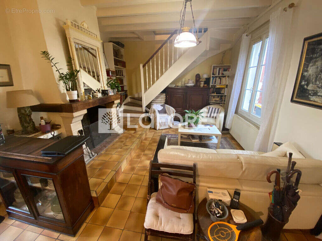 Maison à FONTENAY-SOUS-BOIS