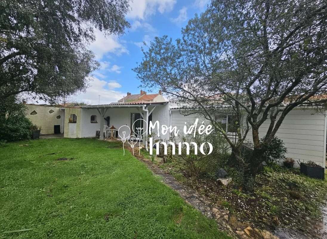 Maison à SAINT-MICHEL-CHEF-CHEF