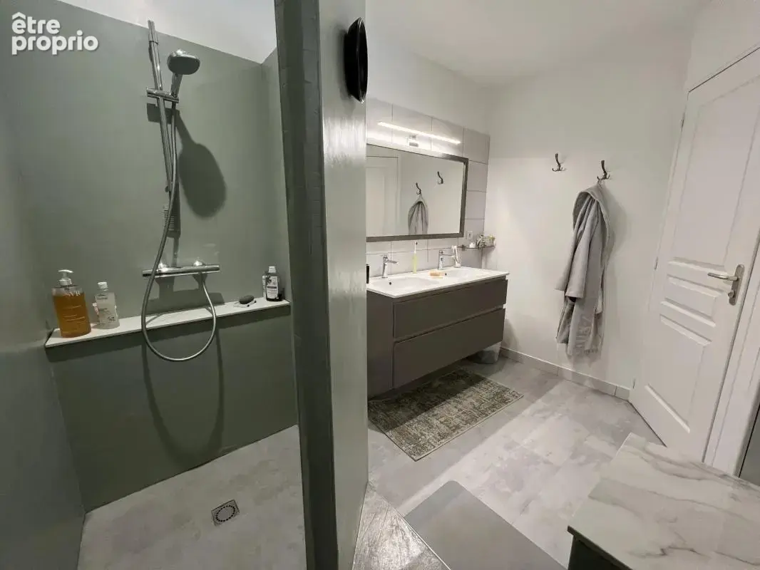 Maison familiale récente 5 chambres - photo 9