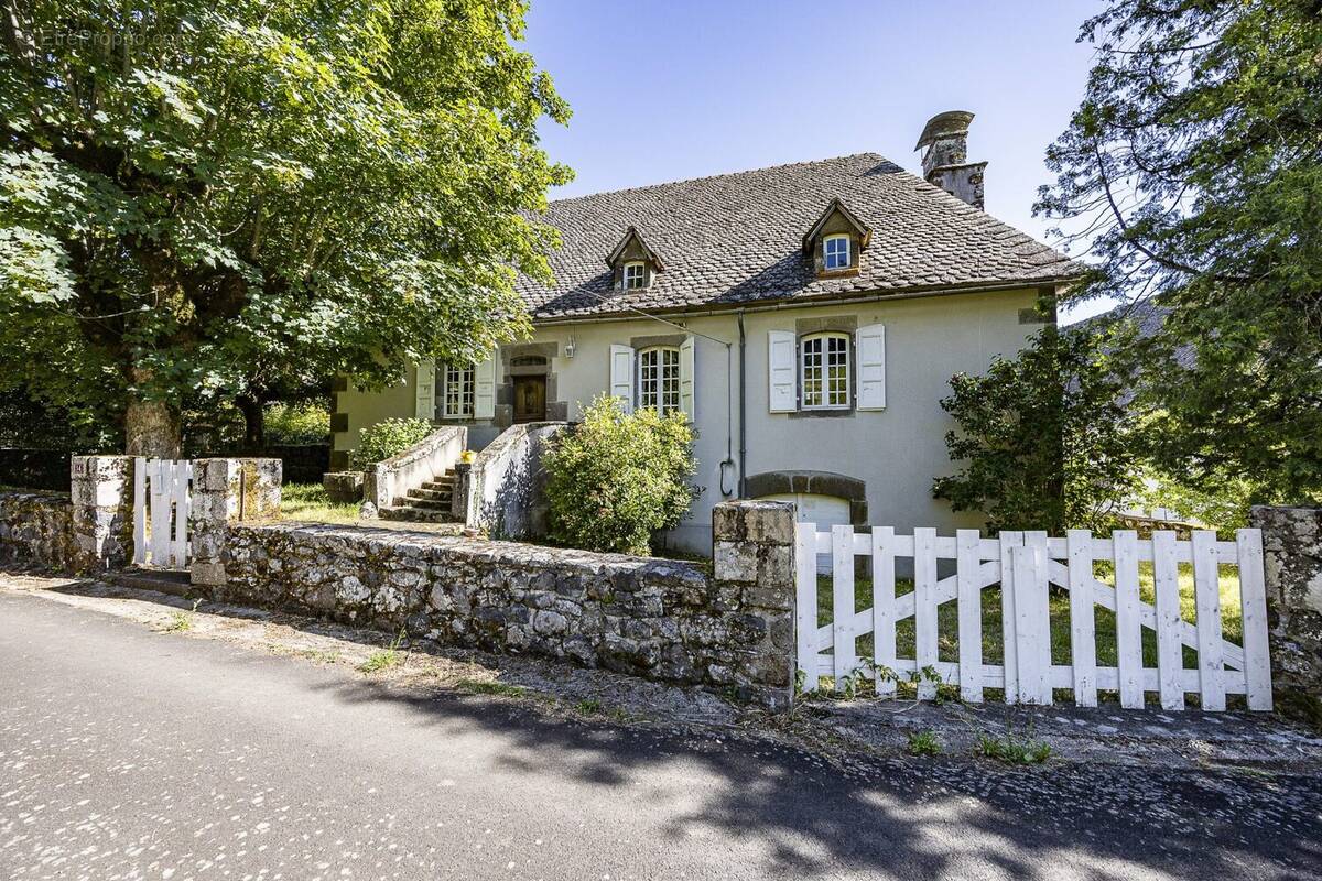 Maison à PLEAUX