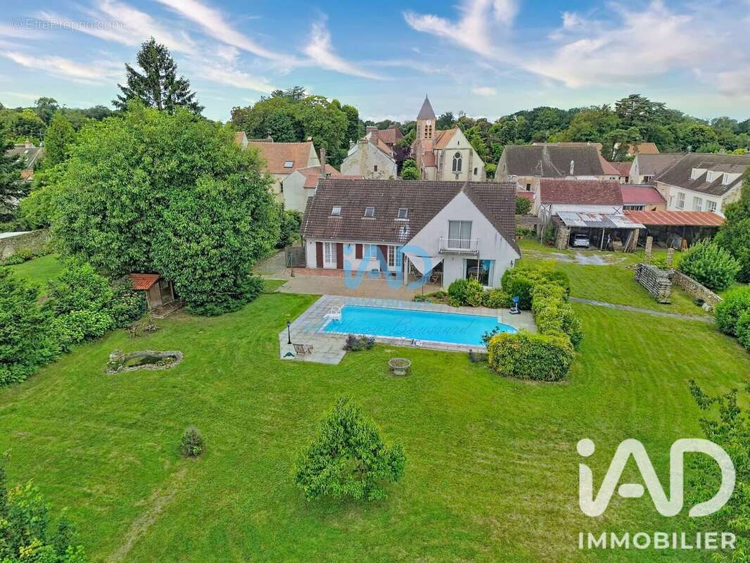 Photo 2 - Maison à FONTENAY-TRESIGNY
