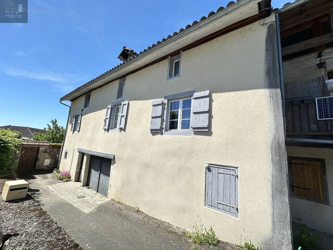 Maison à MAURS