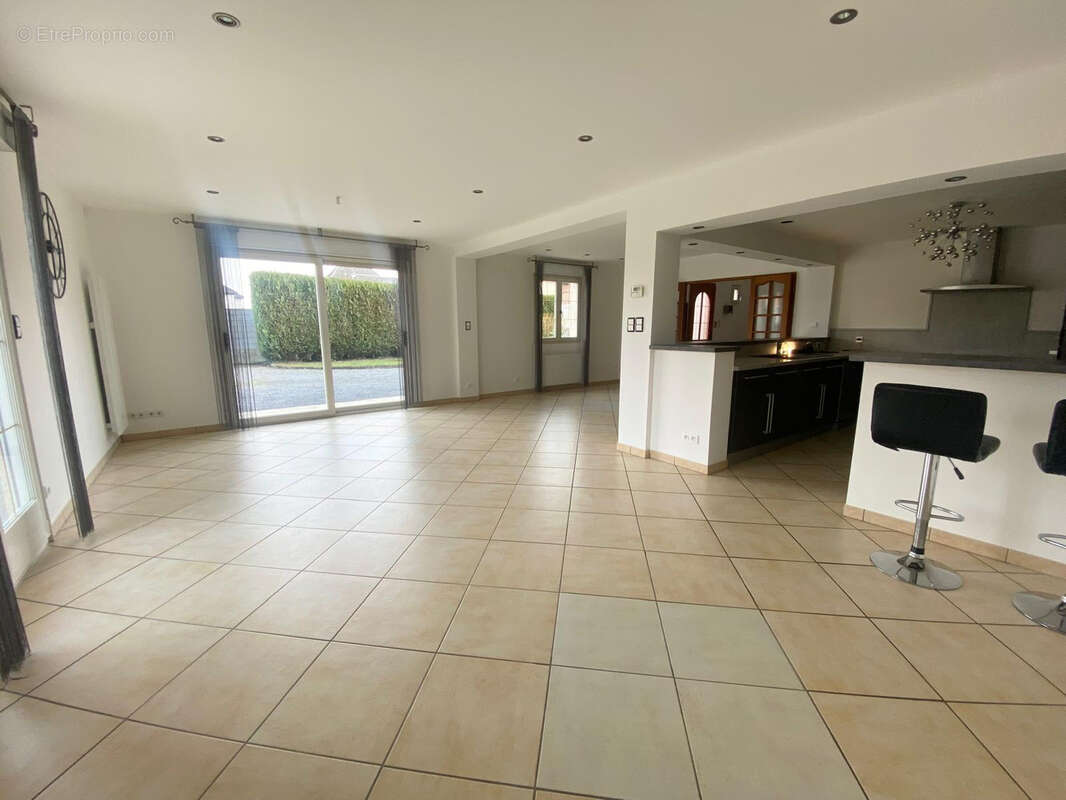 Maison à FRESNOY-LE-GRAND