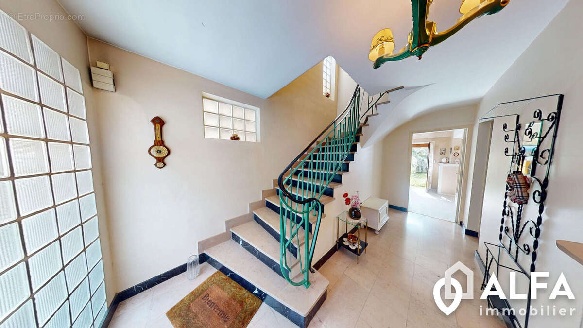 Maison à DEUIL-LA-BARRE