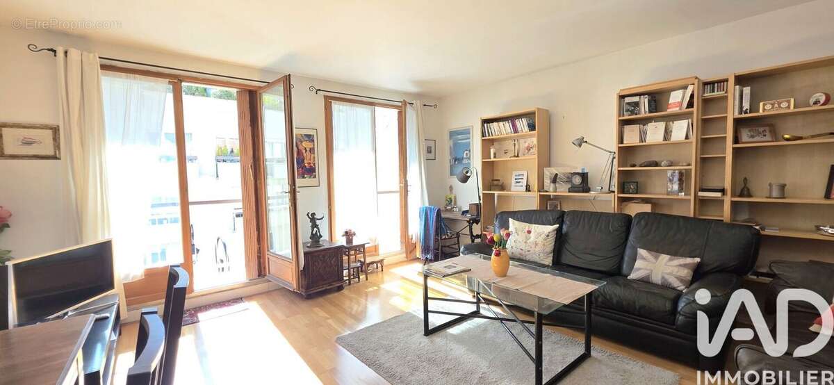 Photo 2 - Appartement à PUTEAUX