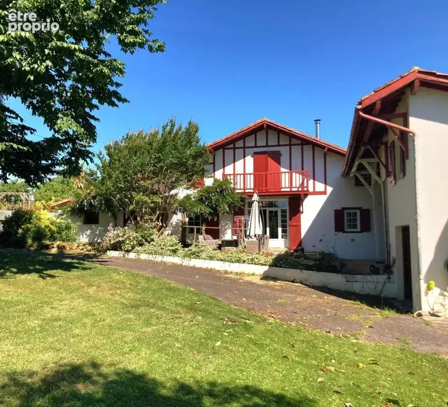 Maison à LA BASTIDE-CLAIRENCE