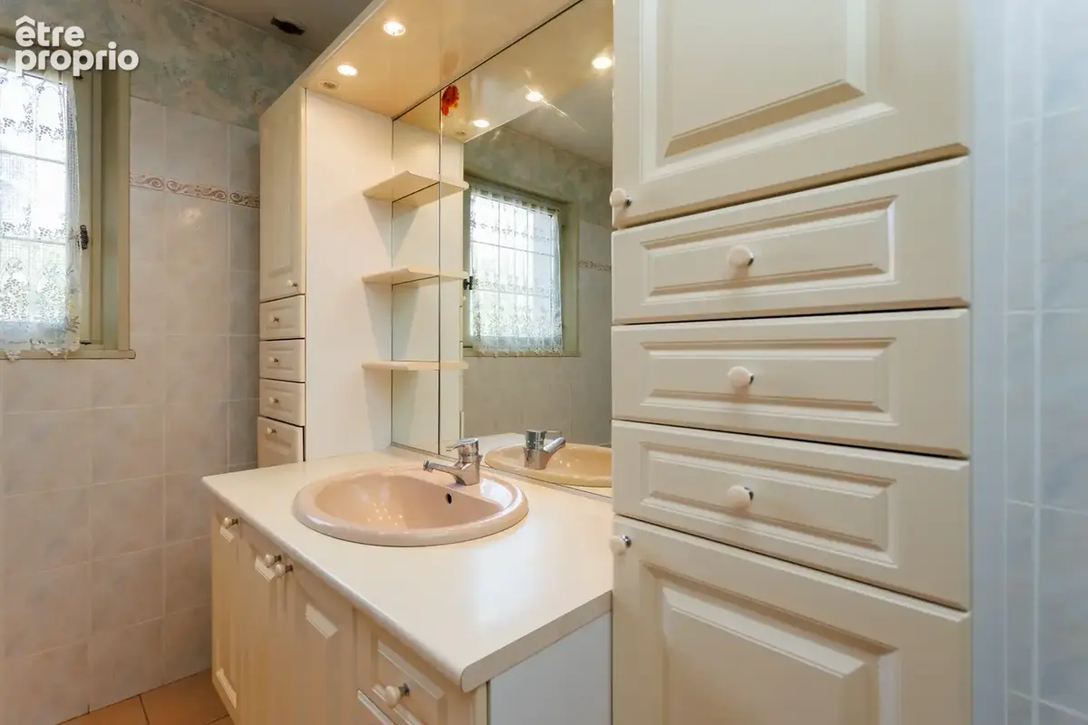 EXCLUSIVITÉ CAPIFRANCE - Maison à vendre 6 pièces PARAY LE MONIAL (71) prox centre-ville - photo 15