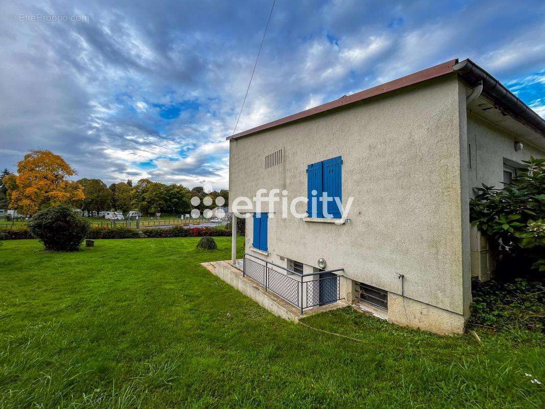 Maison 65 m² à Bourbon-Lancy  - photo 17