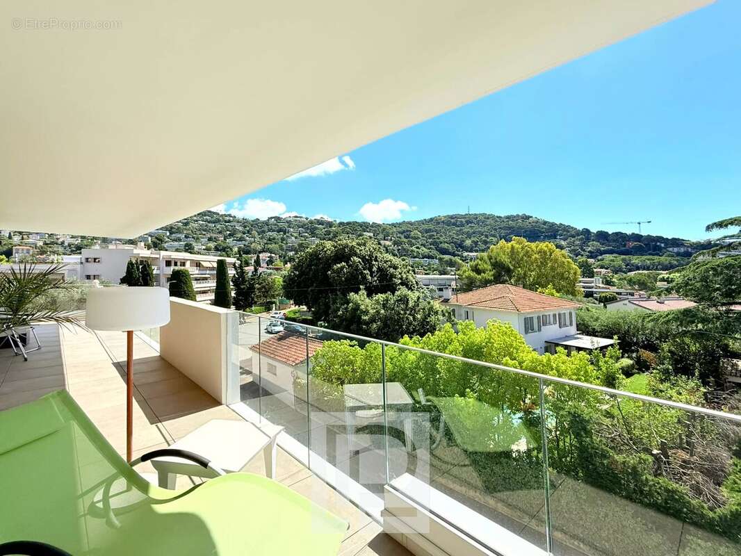 Appartement à LE CANNET