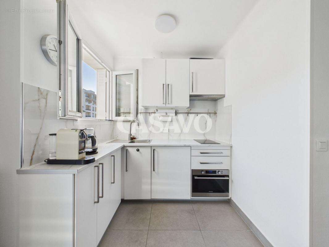 Appartement à CHARENTON-LE-PONT