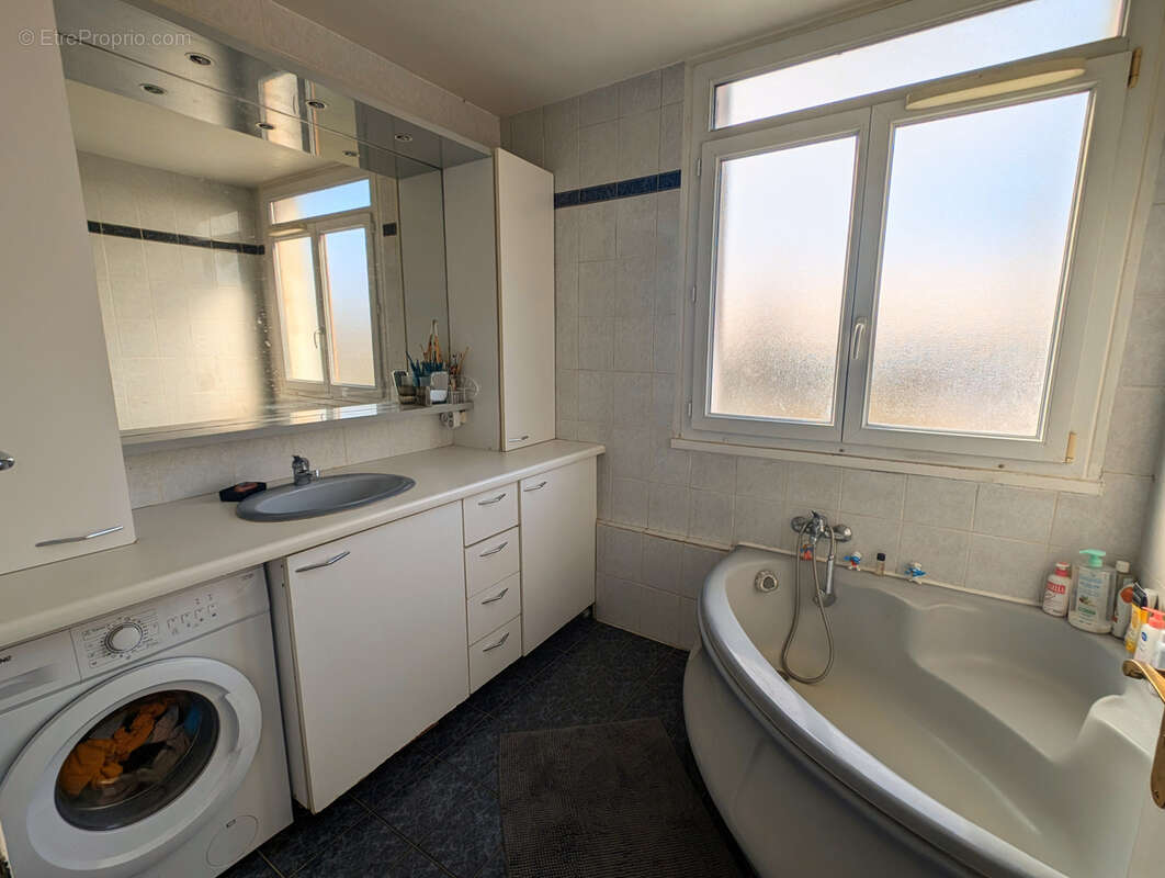 Appartement à ABLON-SUR-SEINE