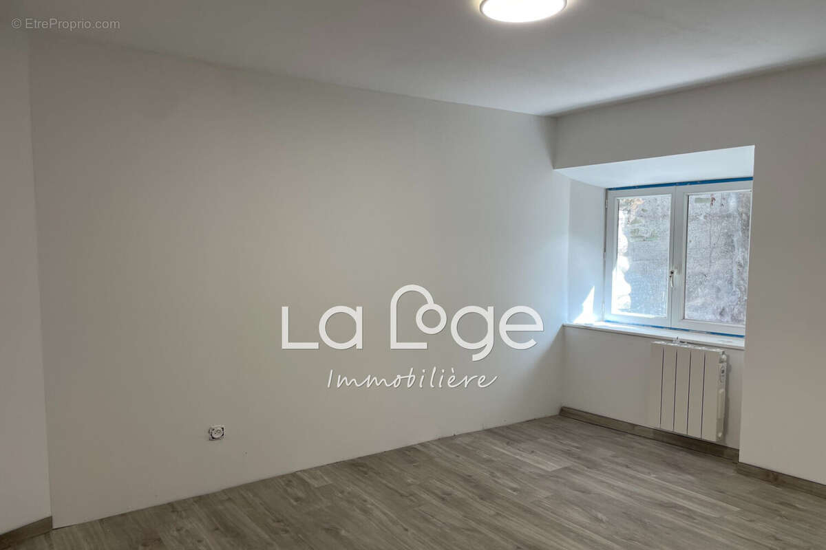 Appartement à TALLARD