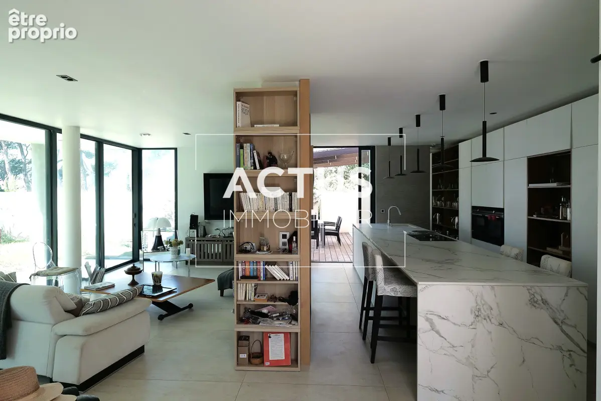 Maison 5 pièces 122 m² à vendre à Salon-De-Provence (13300) - photo 4