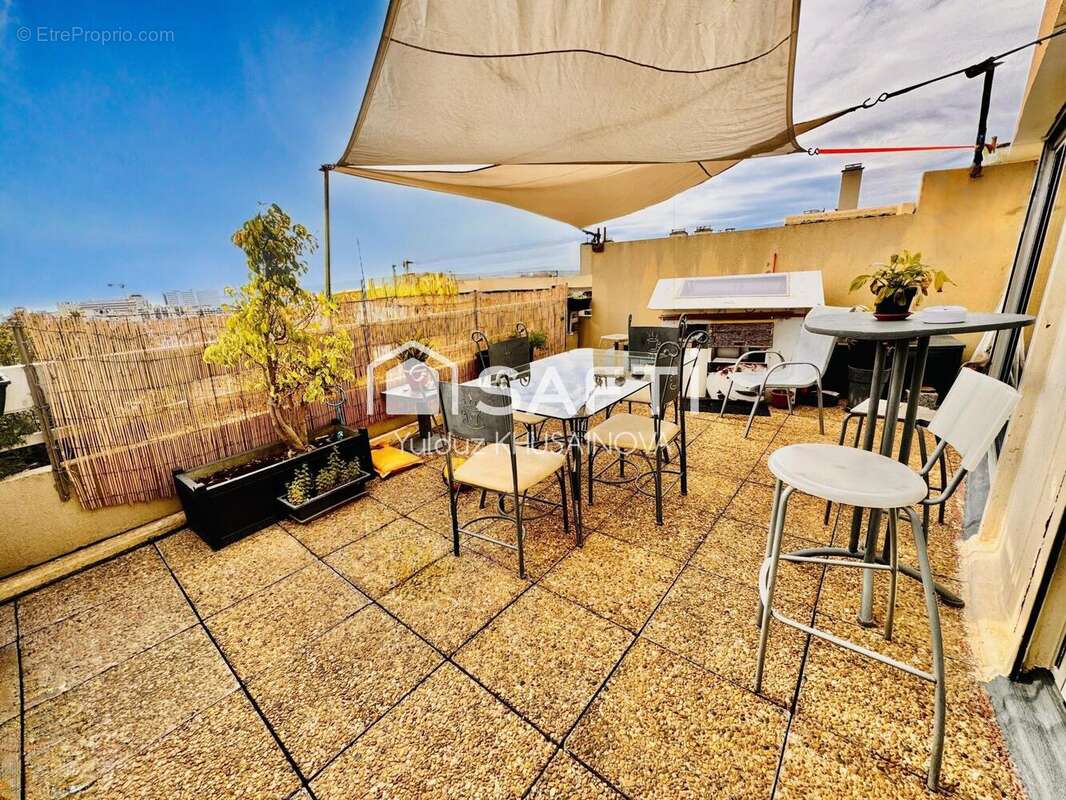 Photo 2 - Appartement à MARSEILLE-1E