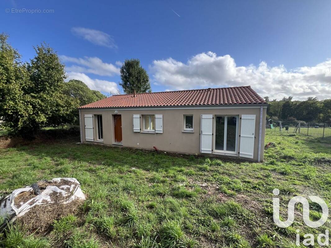 Photo 1 - Maison à SAINT-BRICE-SUR-VIENNE