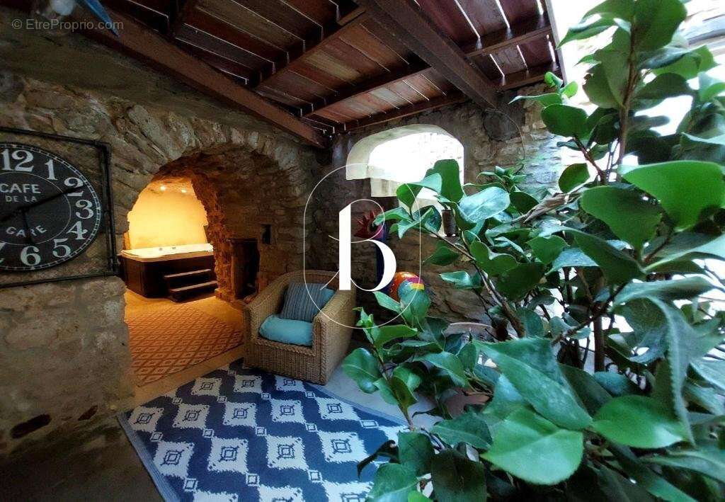 Maison à UZES