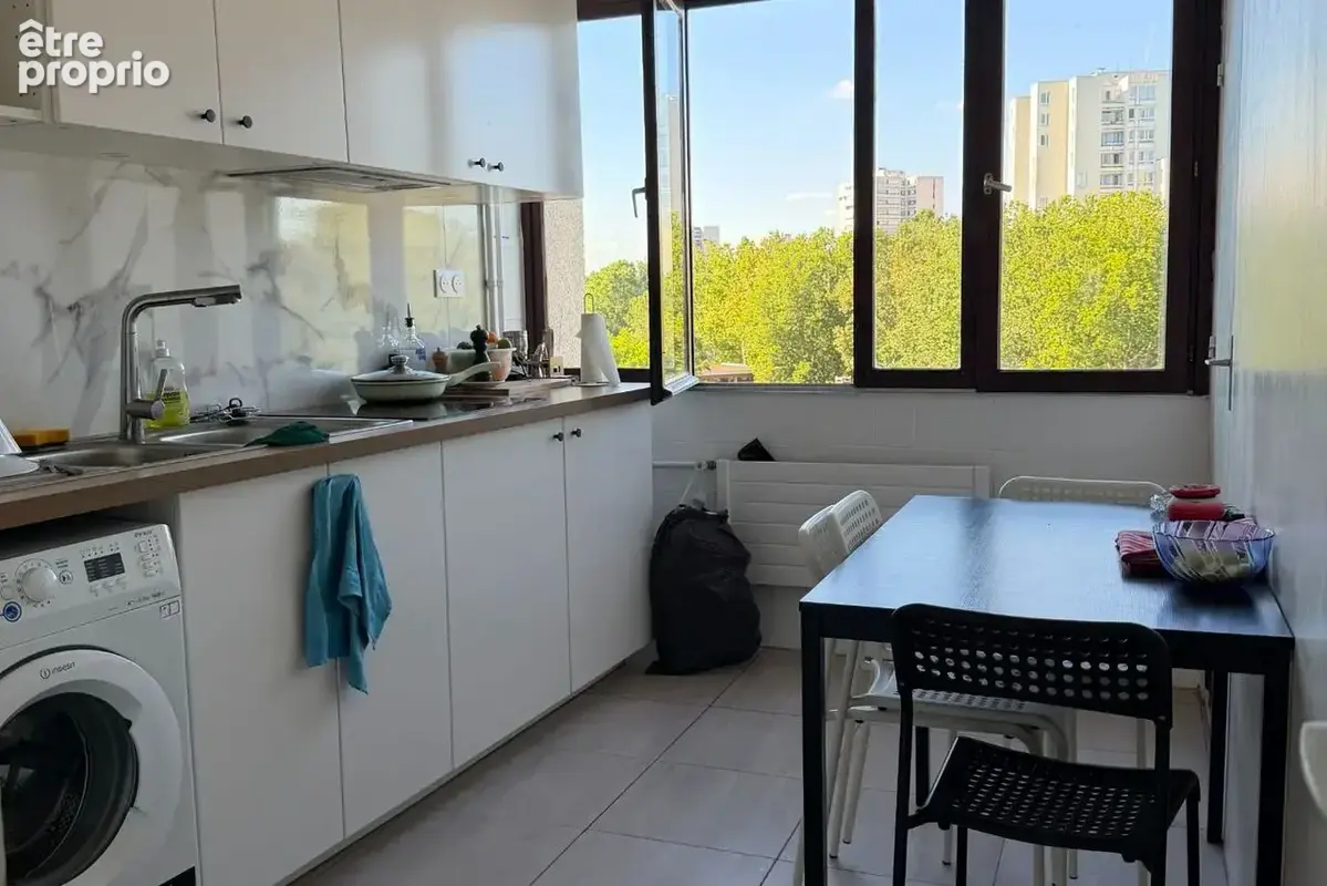 Appartement 4 pièces 88 m² à vendre à Creteil (94000) - photo 2