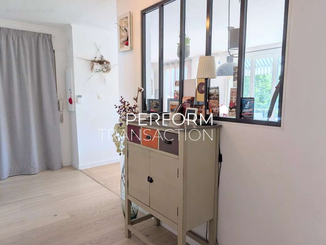 Appartement à MEYLAN