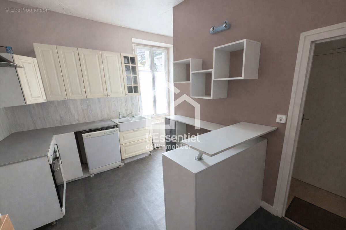 Appartement à VERNEUIL-SUR-SEINE