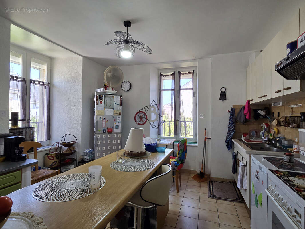 Immeuble - 235m2 - Réquista - photo 11