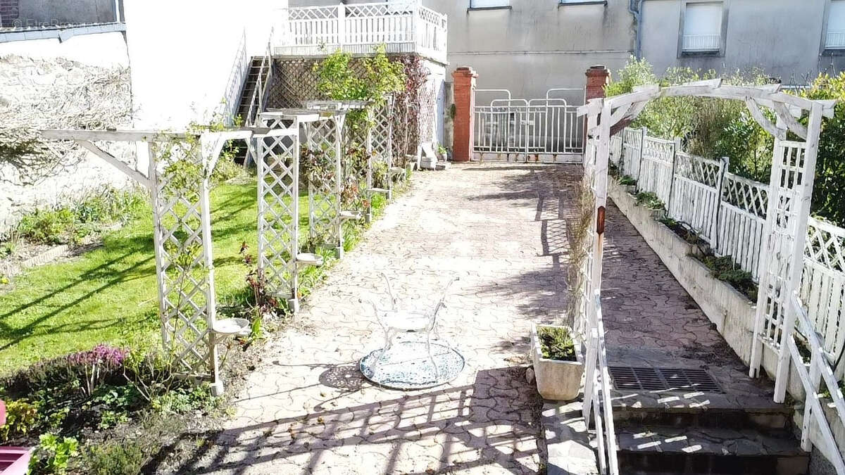 Maison à SAINT-PAIR-SUR-MER