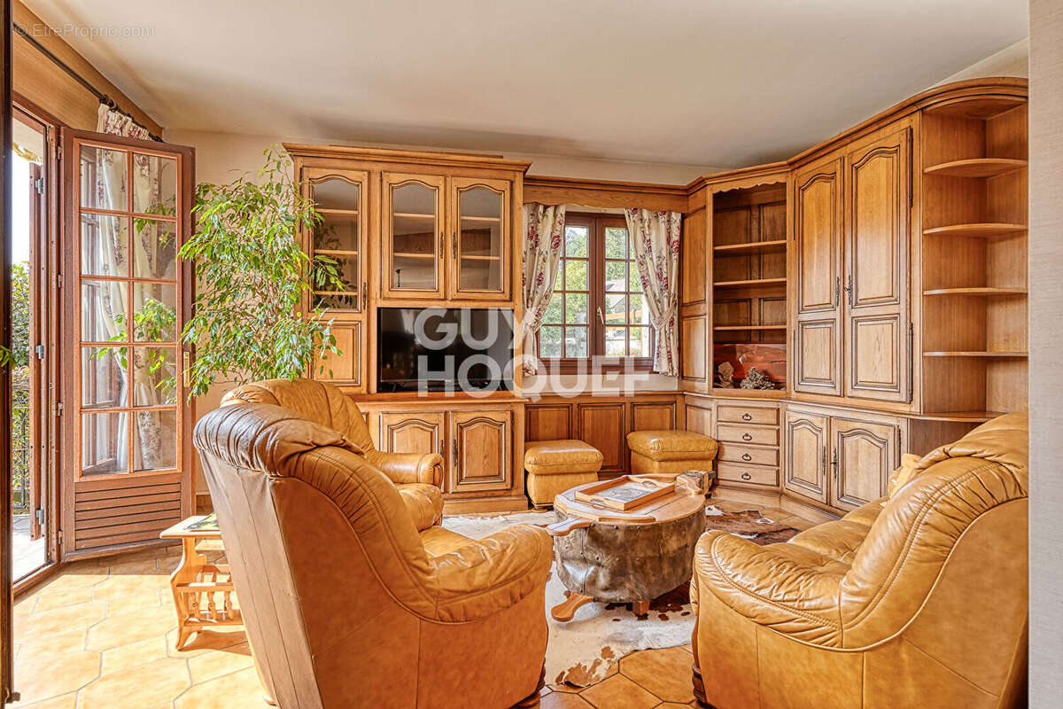 Maison à AUBERGENVILLE