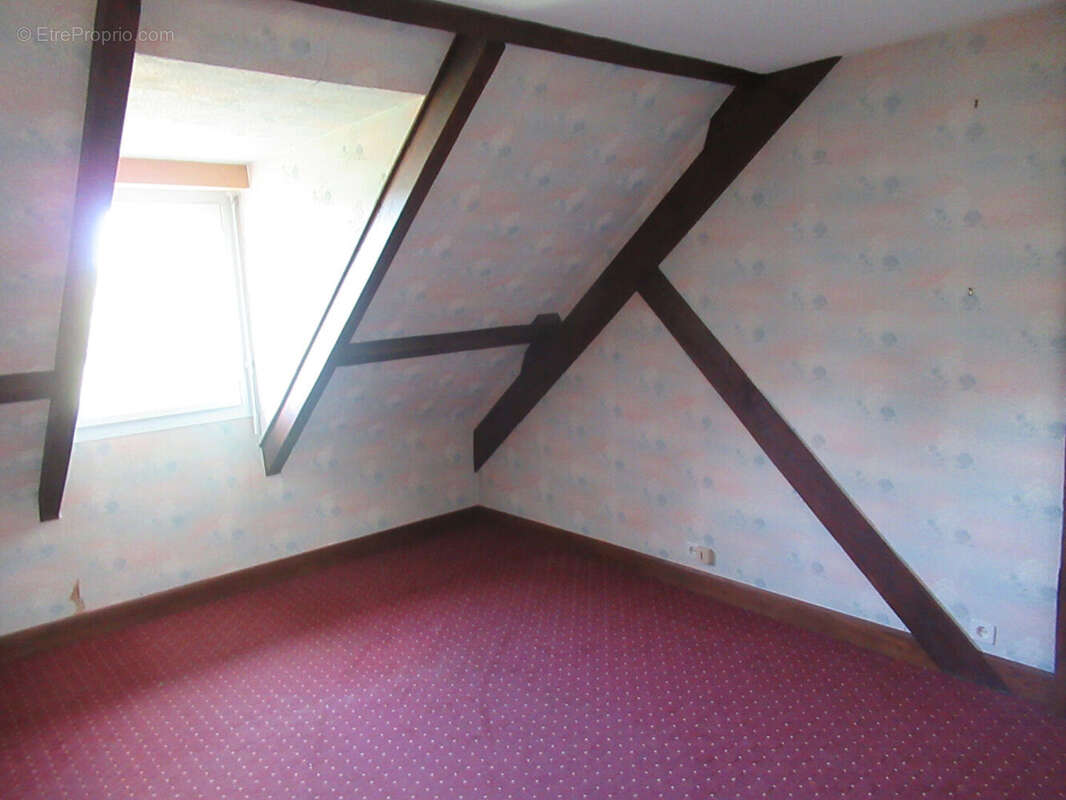 Maison à BEAUCOUZE