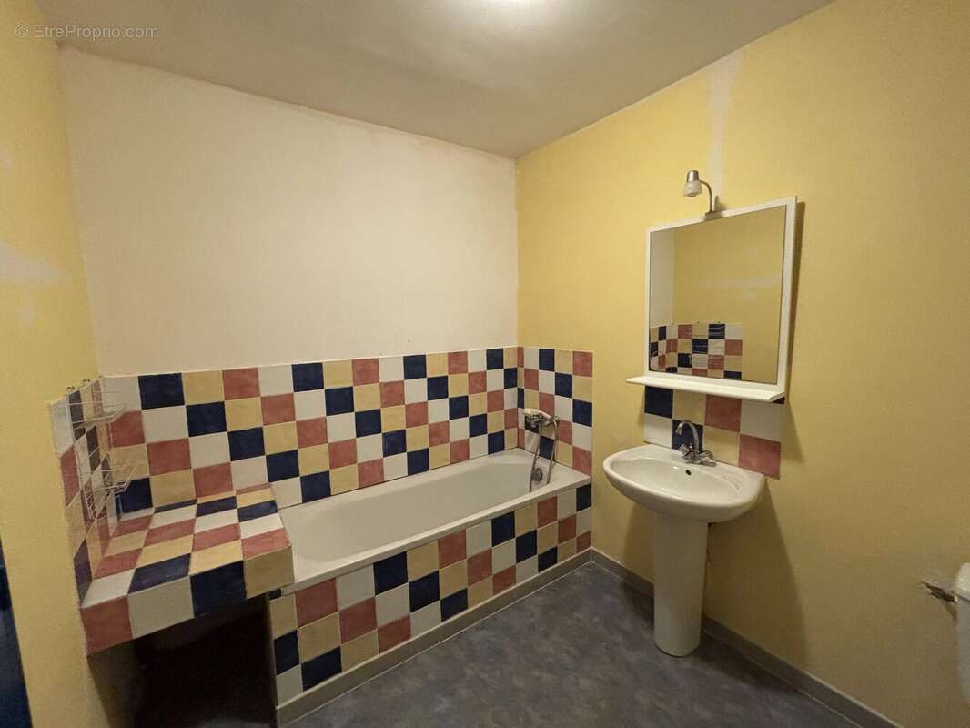 Maison T3 + Garage - photo 9