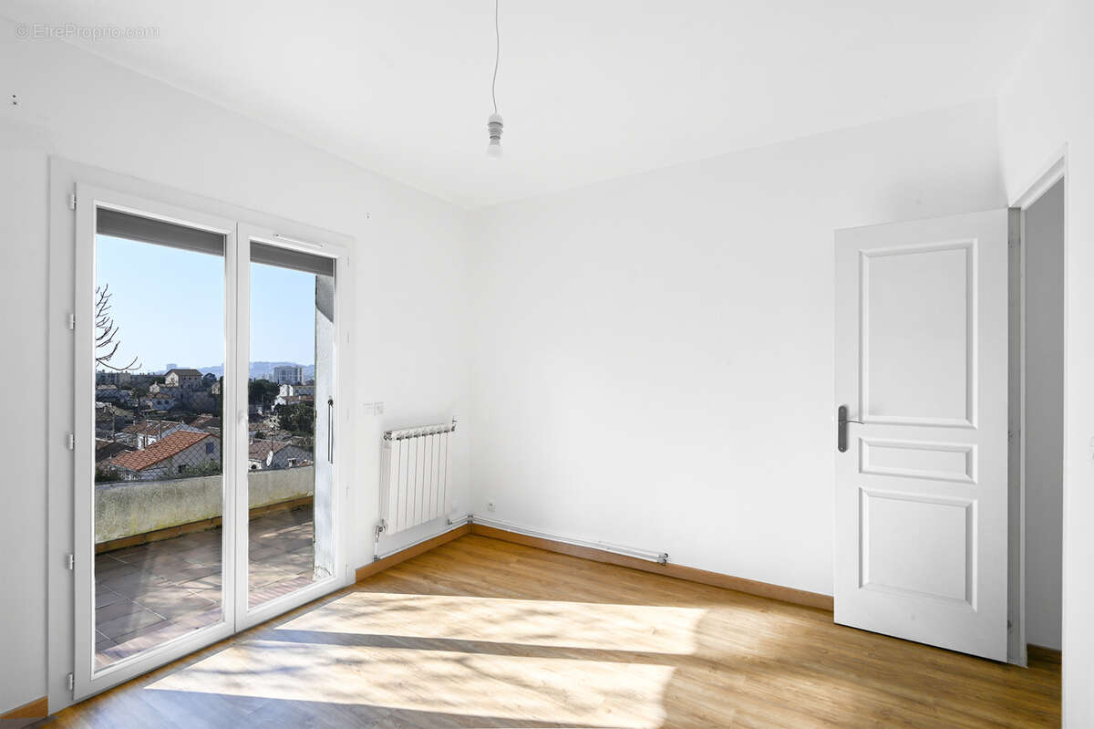 Maison à MARSEILLE-10E