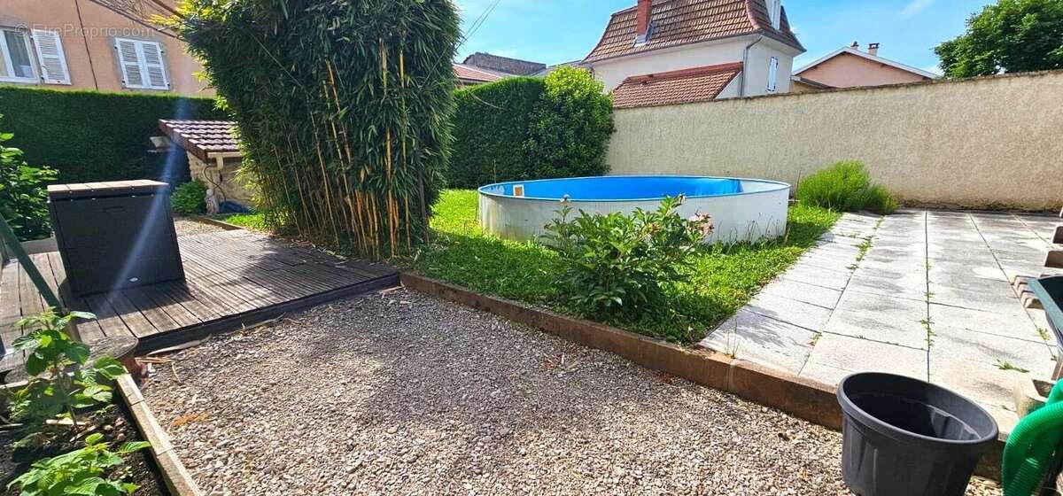 Maison à SAINT-MAURICE-DE-REMENS