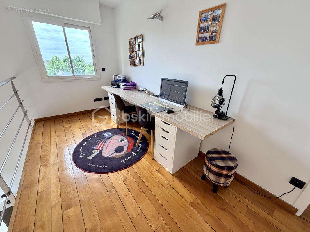 Propriété d'Architecte de 347 m² habitable avec garage et jardin à Charleville - Mézières - photo 11