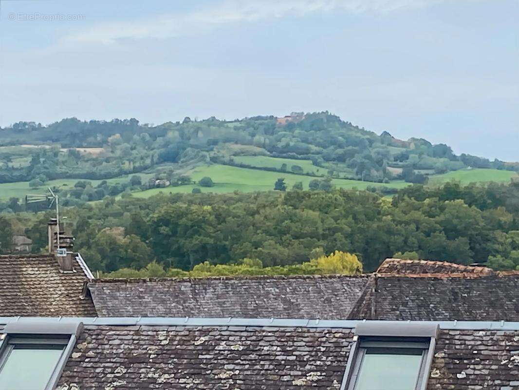 Maison à VARS-SUR-ROSEIX