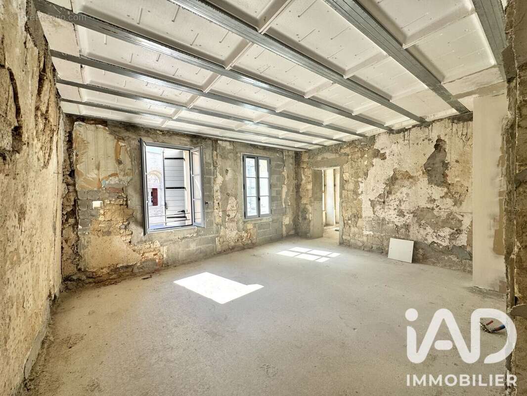 Appartement 56 m² à Saint-Gilles  - photo 5
