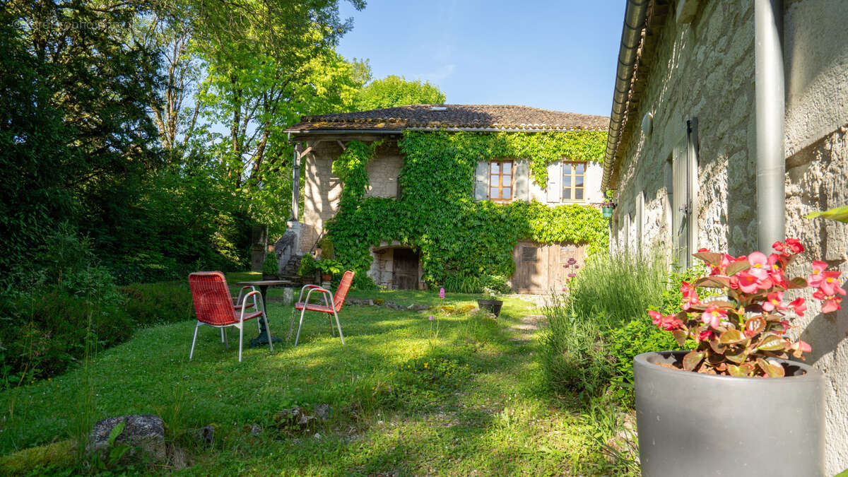 Maison à BAGAT-EN-QUERCY