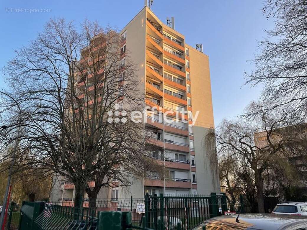 Appartement à LE MEE-SUR-SEINE