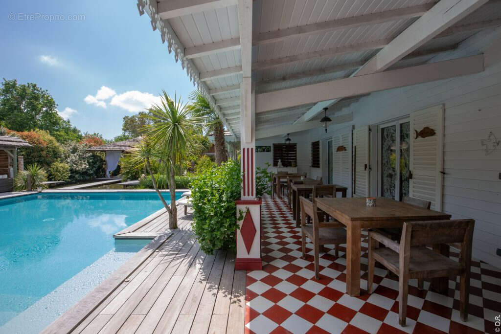 Maison à LACANAU
