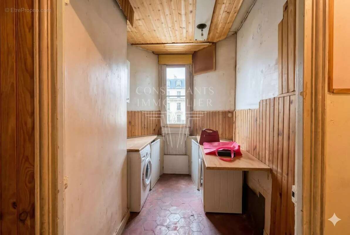 Appartement à LEVALLOIS-PERRET