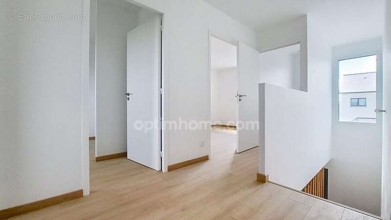 Maison recente familiale et contemporaire - 5 chambres - quartier residentiel brece - excellent dpe - photo 10