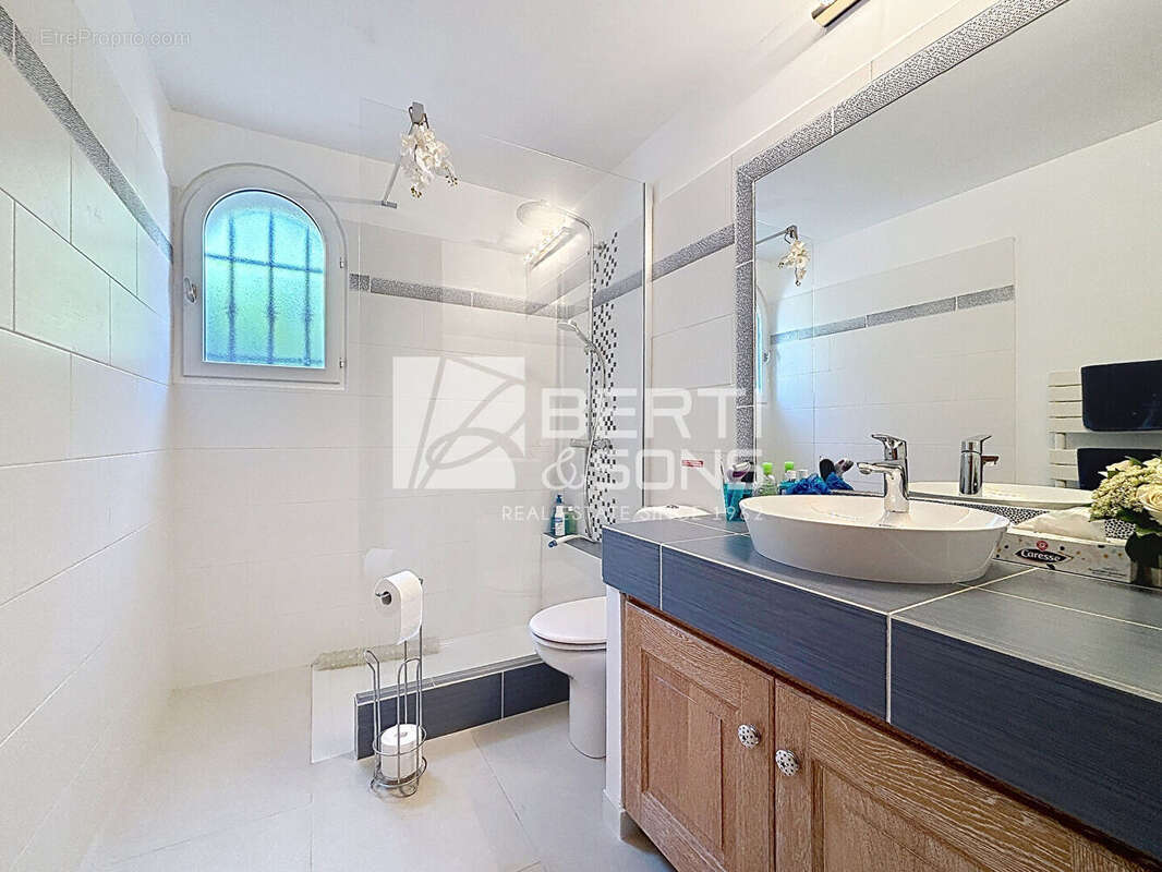 Belle maison provencale - apercu mer - photo 12