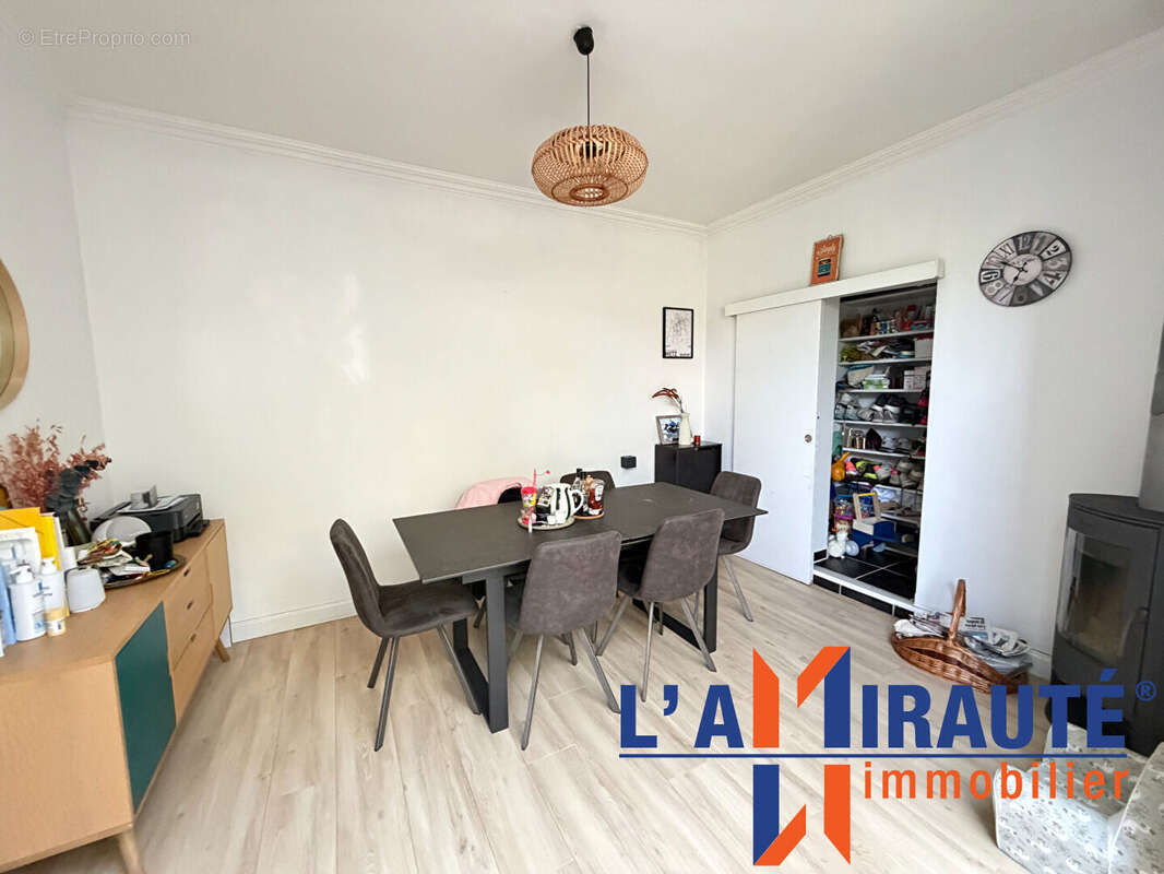 Maison à SARTROUVILLE