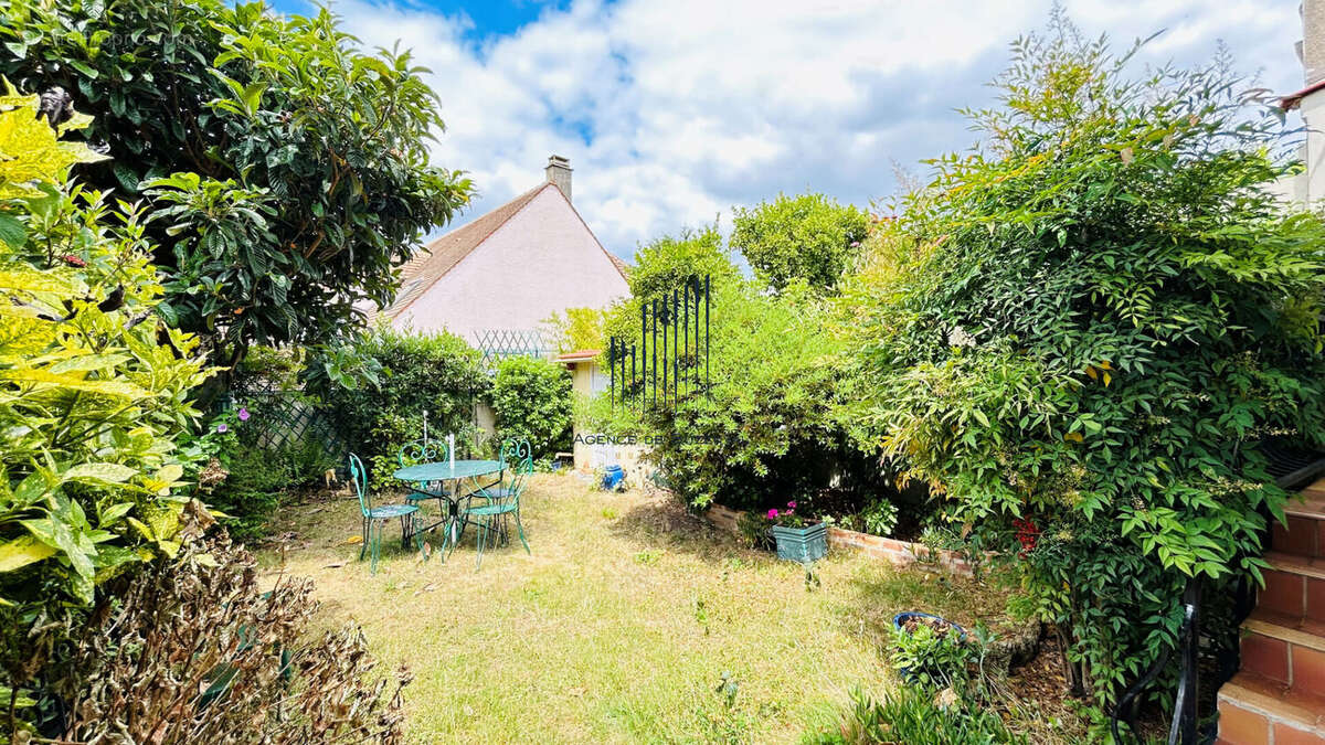 Maison  Rueil Malmaison 4 pièces - photo 6