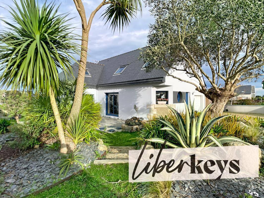 Maison à TREVOU-TREGUIGNEC