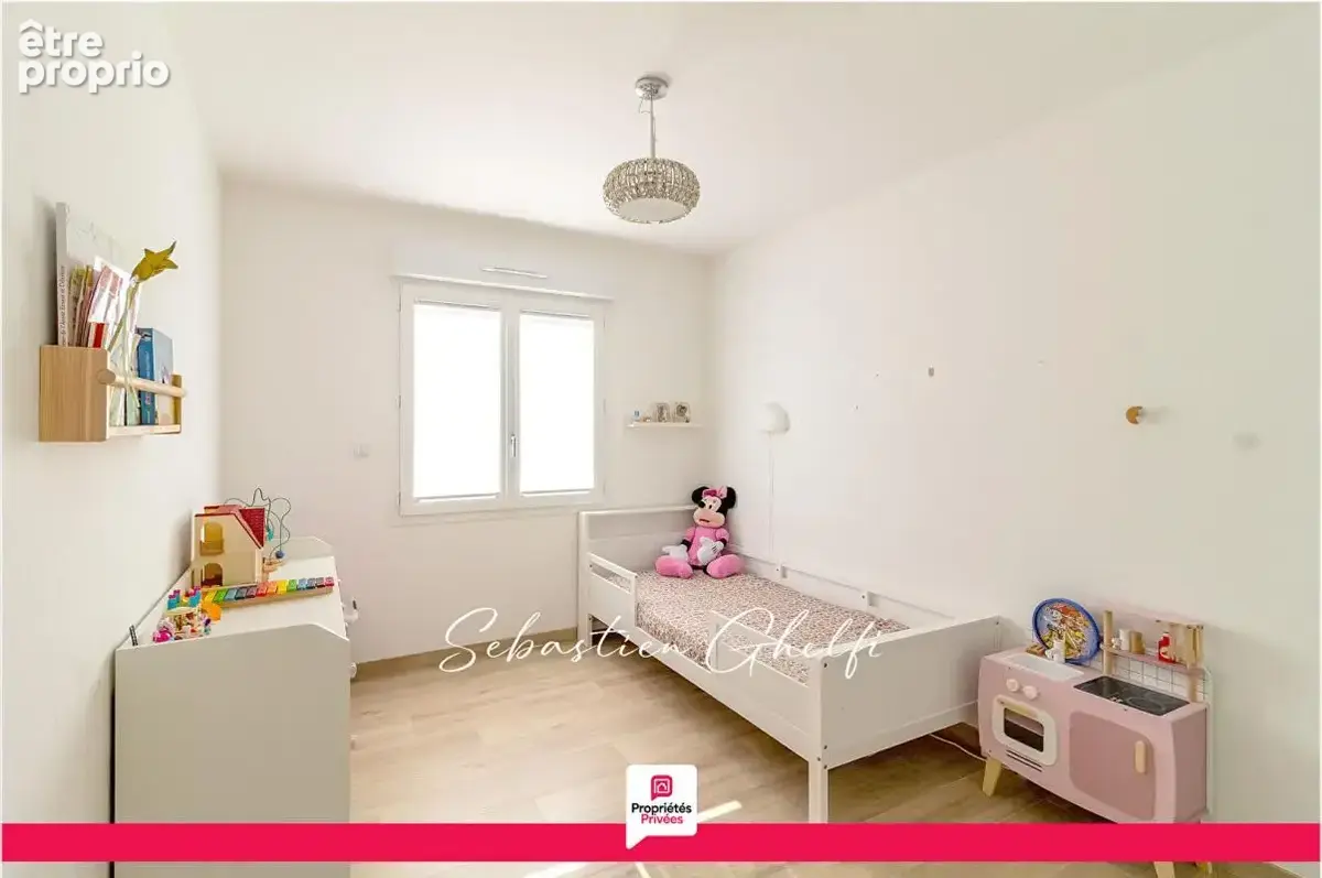 maison de plainpied-4 chambres dont 1 suite-cellier-garage-parcelle de 466m² - photo 12