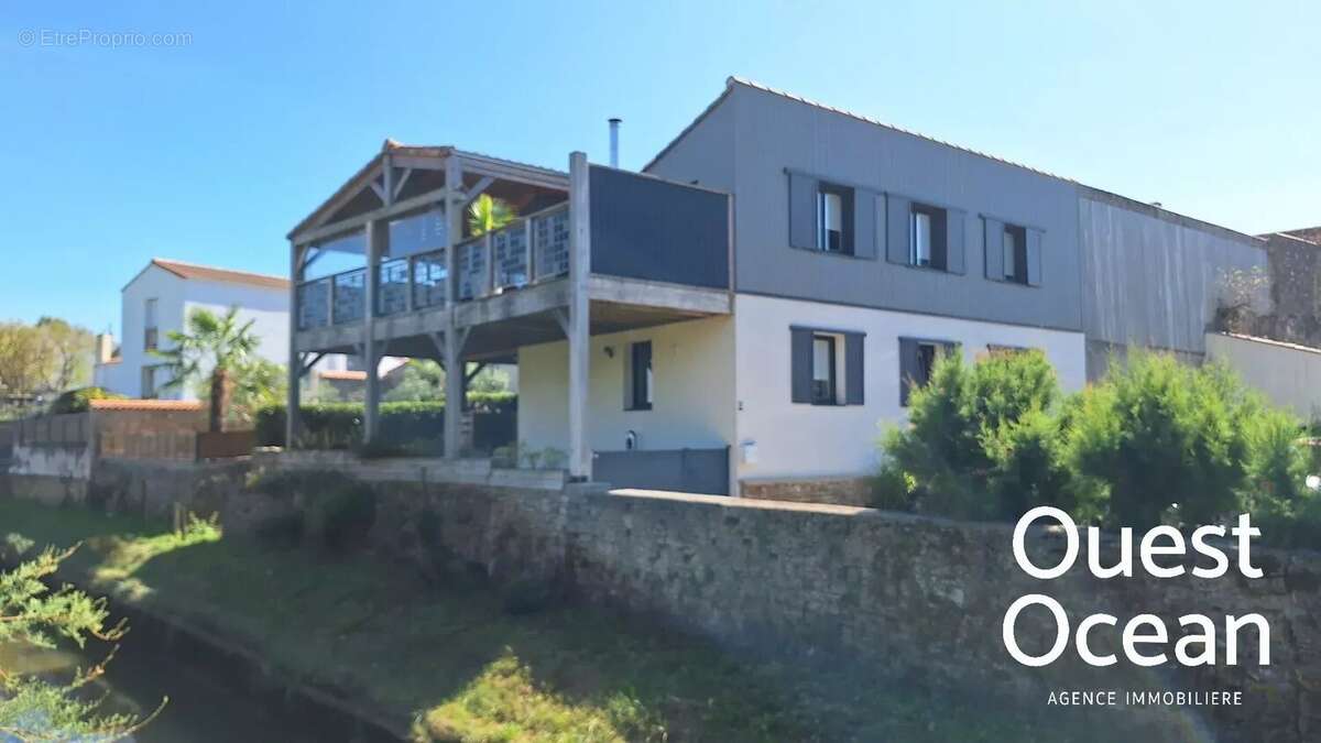 Maison à TALMONT-SAINT-HILAIRE